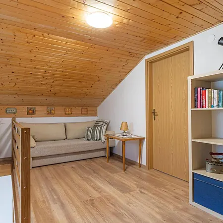 House Vilana With Jacuzzi - Happy Apartamento *