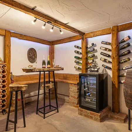 Apartamento House Vilana With Jacuzzi - Happy *